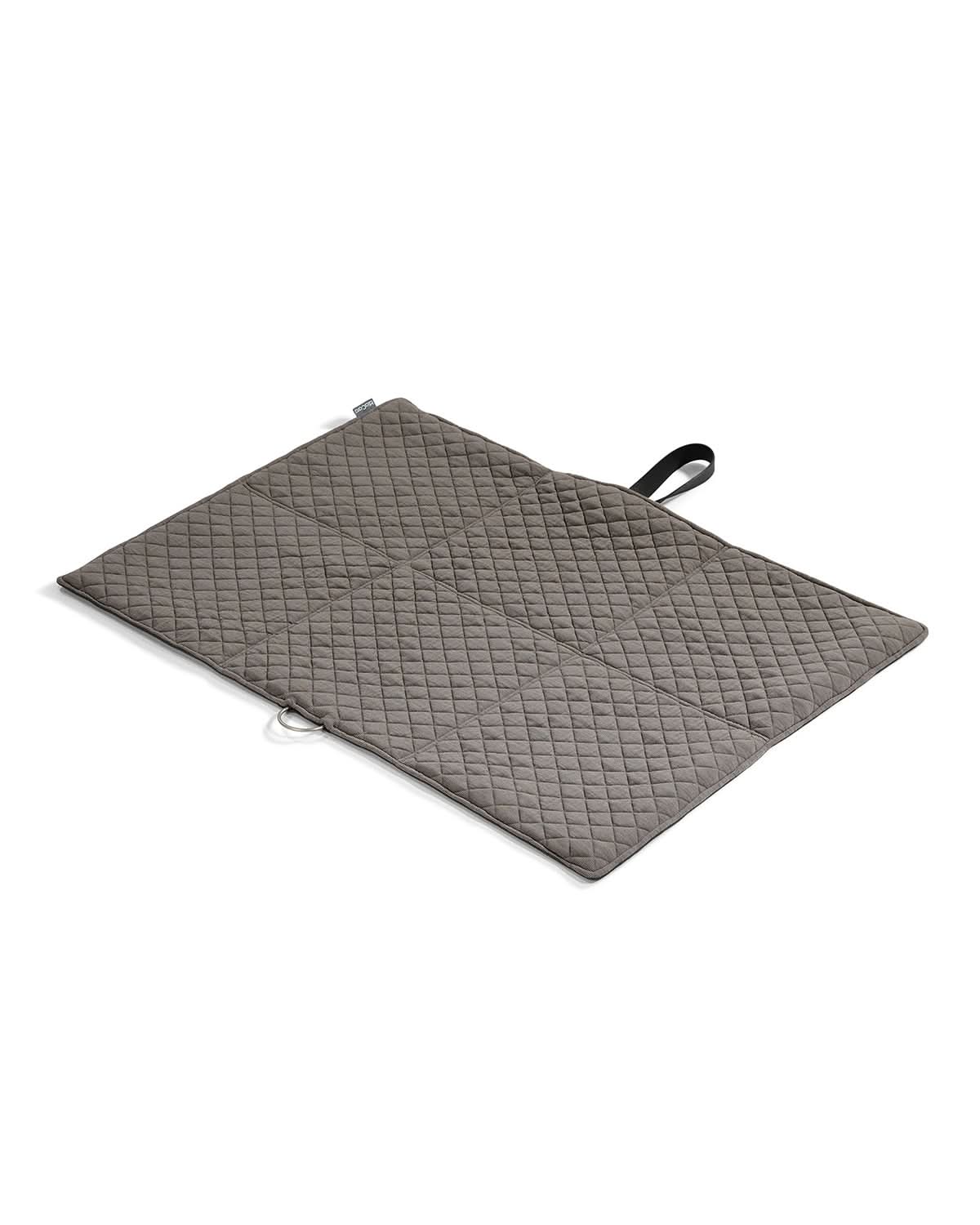 מזרן טיולים מתקפל לכלב