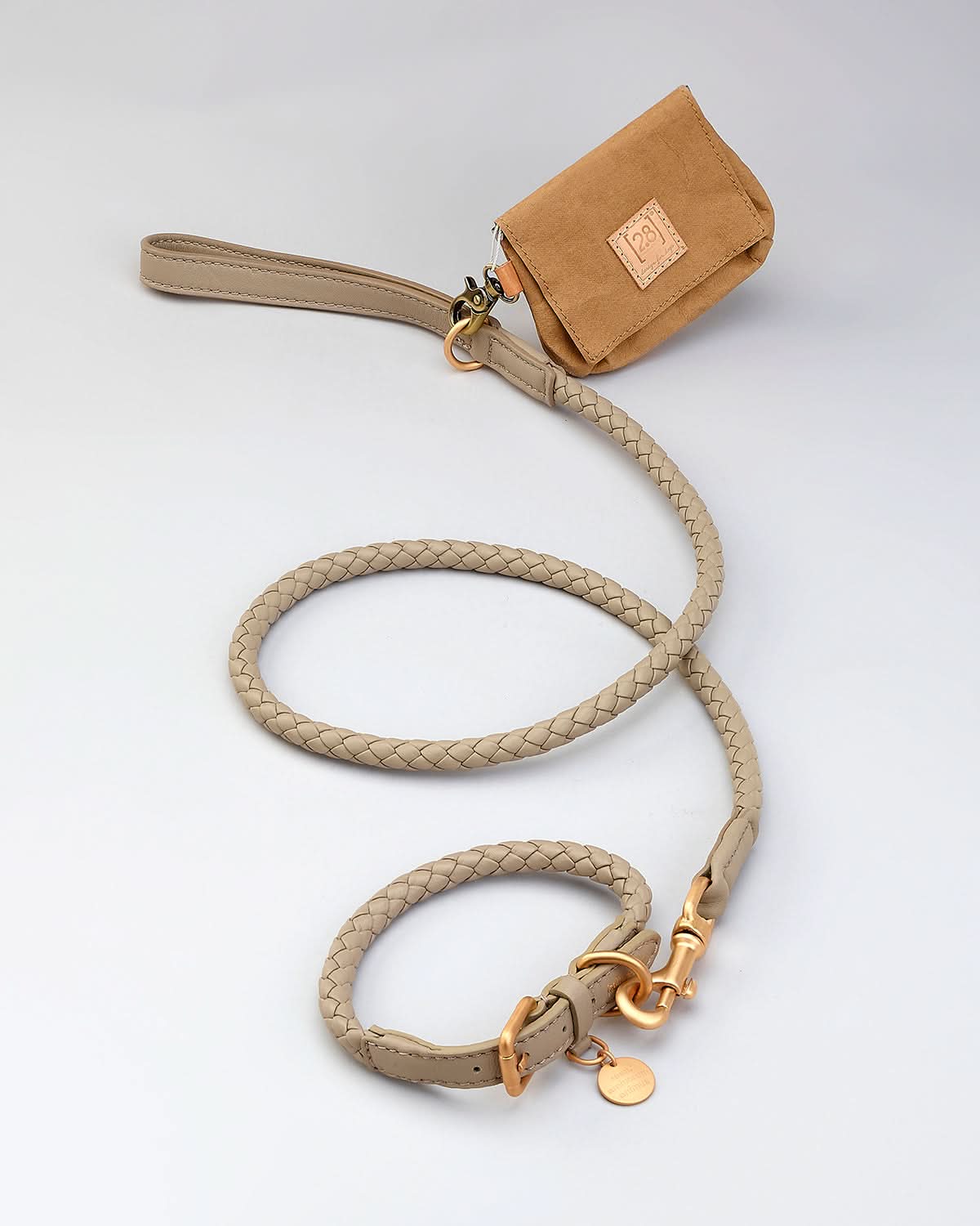 רצועת עור לכלב