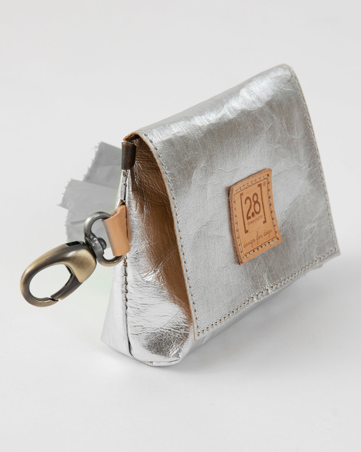 OLIVIERO POO BAG HOLDER | נרתיק לשקיות איסוף