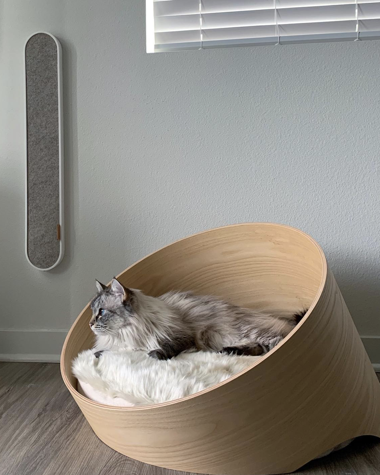 COVO CAT CAVE BED | מיטת עץ לחתול