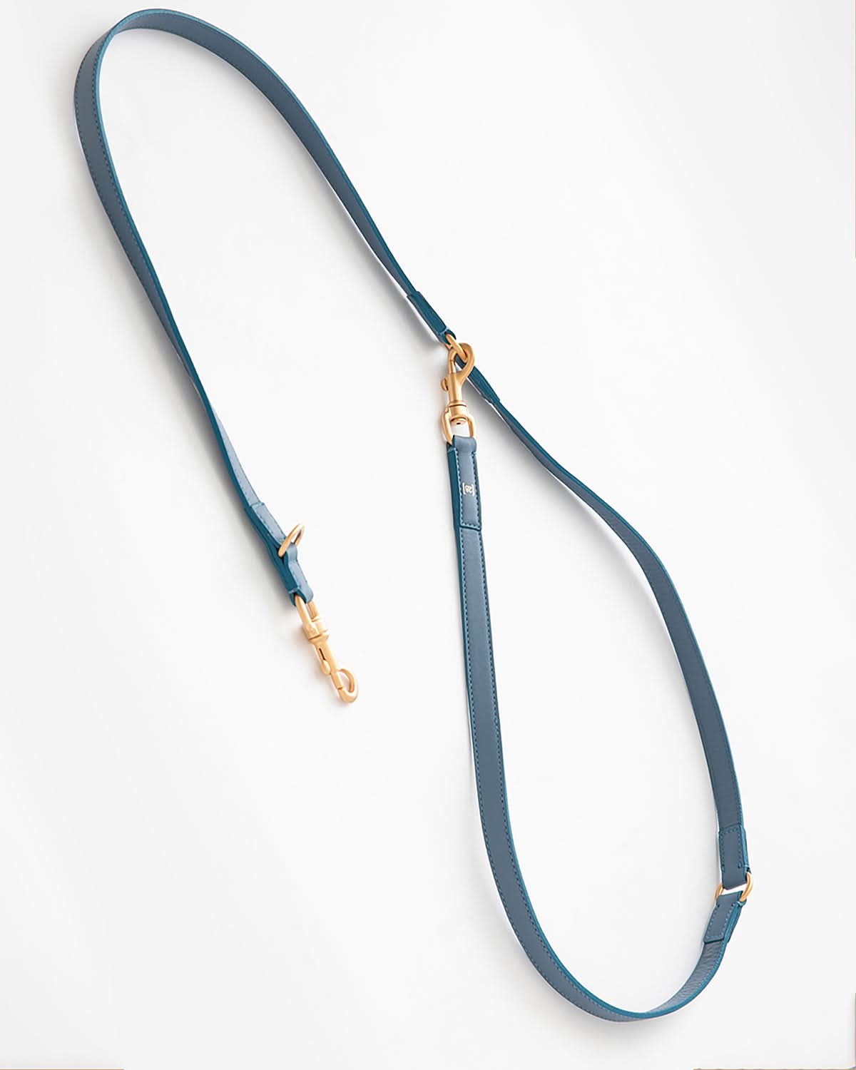 MARIO ADJUSTABLE LEATHER LEASH | רצועת עור מתכווננת לכלב