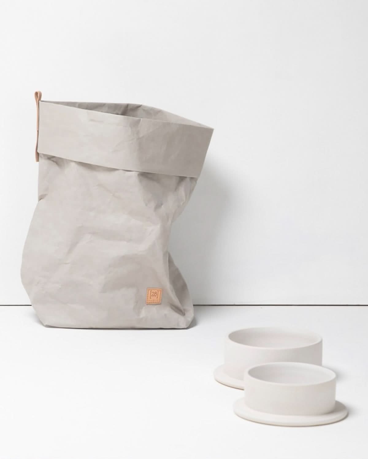 אחסון מזון לכלבים