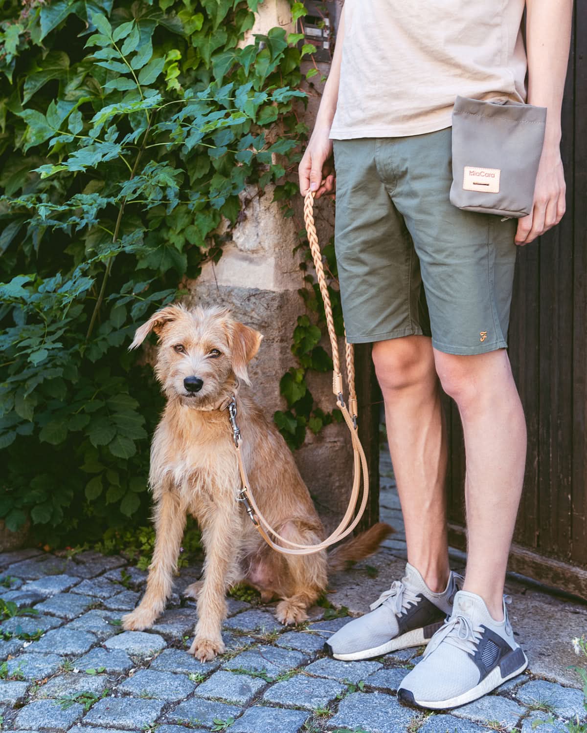 BERGAMO BRAIDED COWHIDE LEATHER LEASH | רצועה מתכווננת לכלב