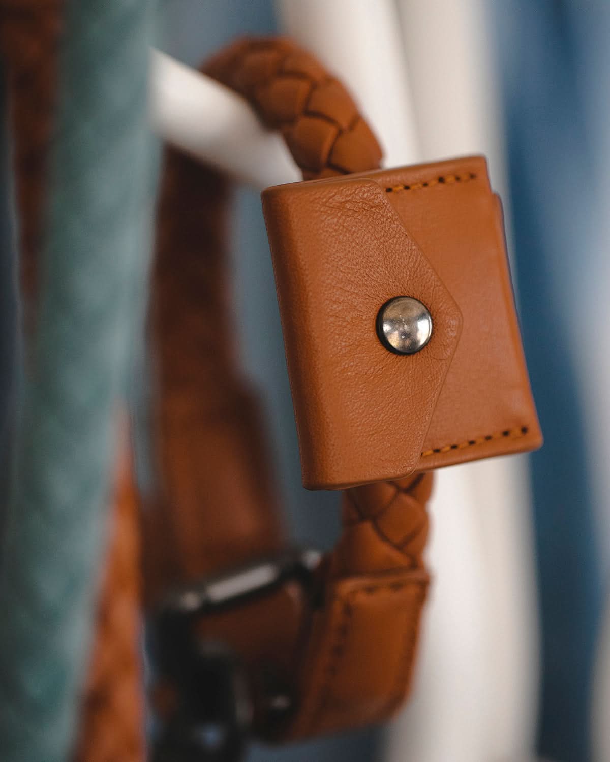 UGO AirTag® NAPPA LEATHER HOLDER | קייס איירטאג לקולר לכלב