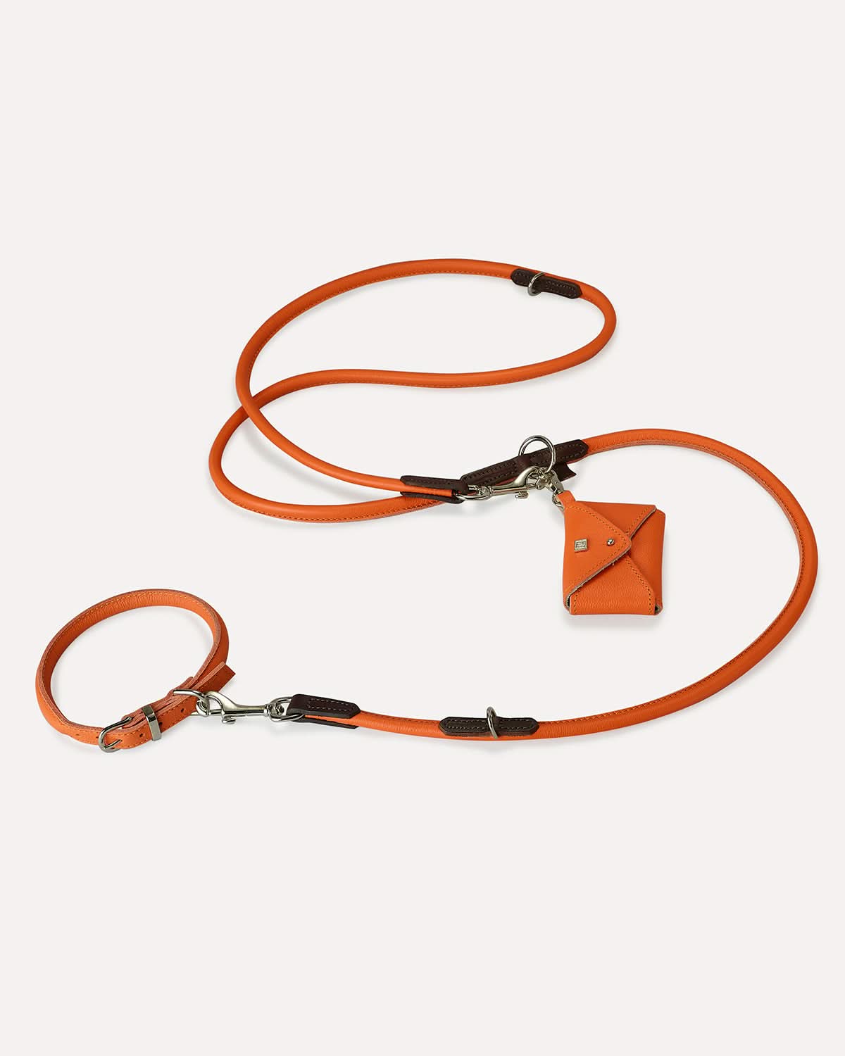 ROLLED SOFT LEATHER COLLAR | קולר עור לכלב