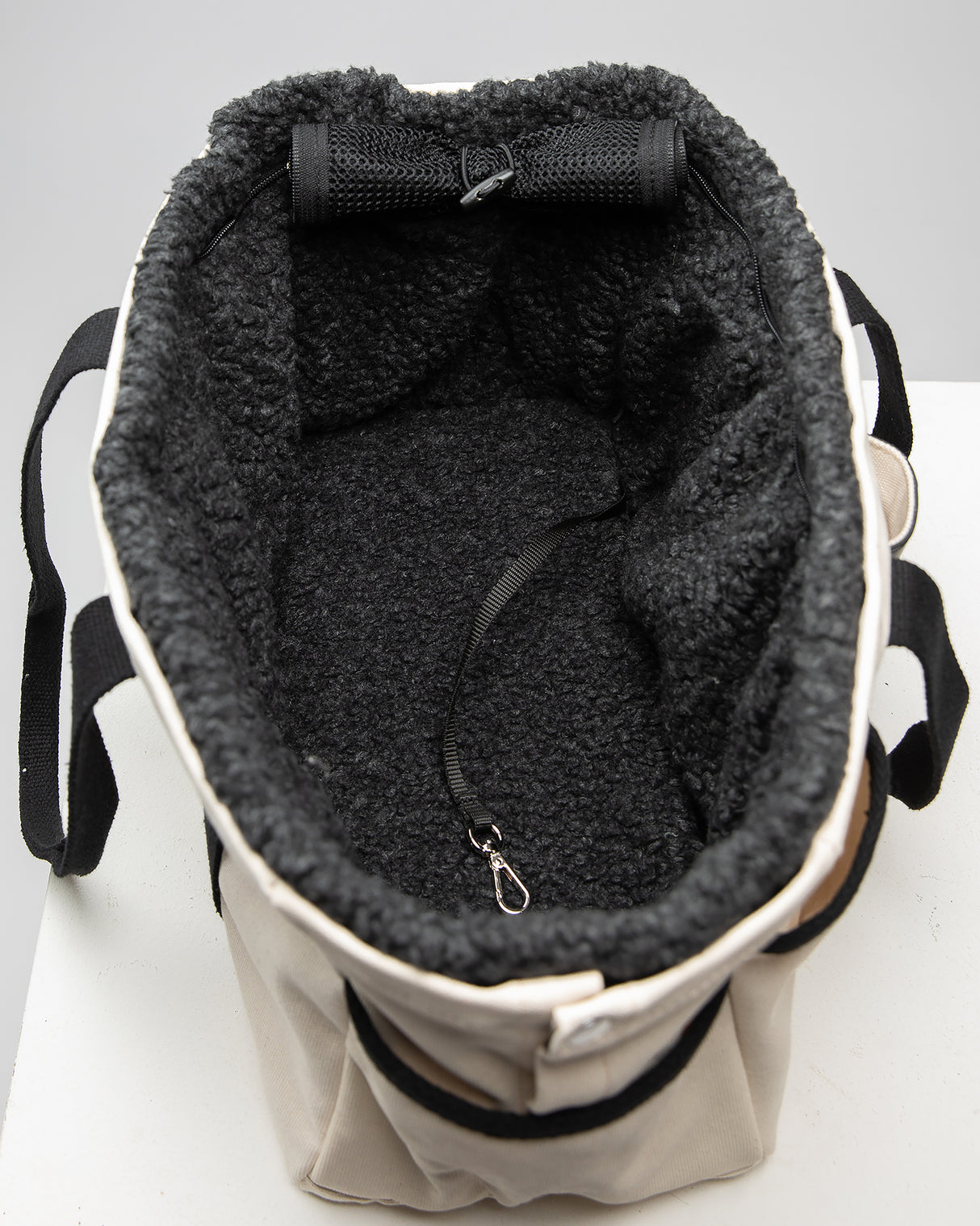 DIANA BAG | תיק נשיאה לכלב או תיק לבעלים