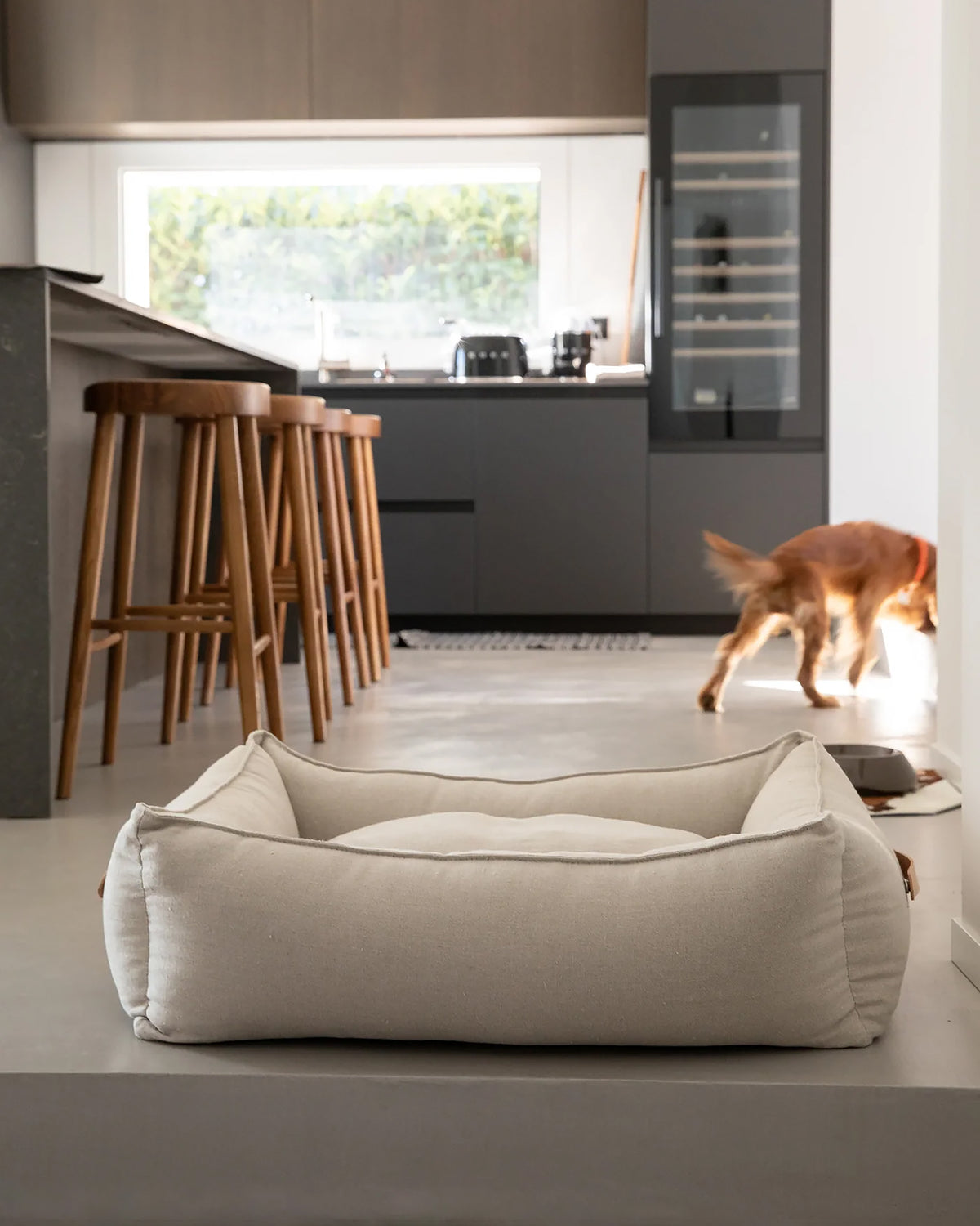 מיטה לכלב מפשתן טהור | EDWARD PURE LINEN DOG BED