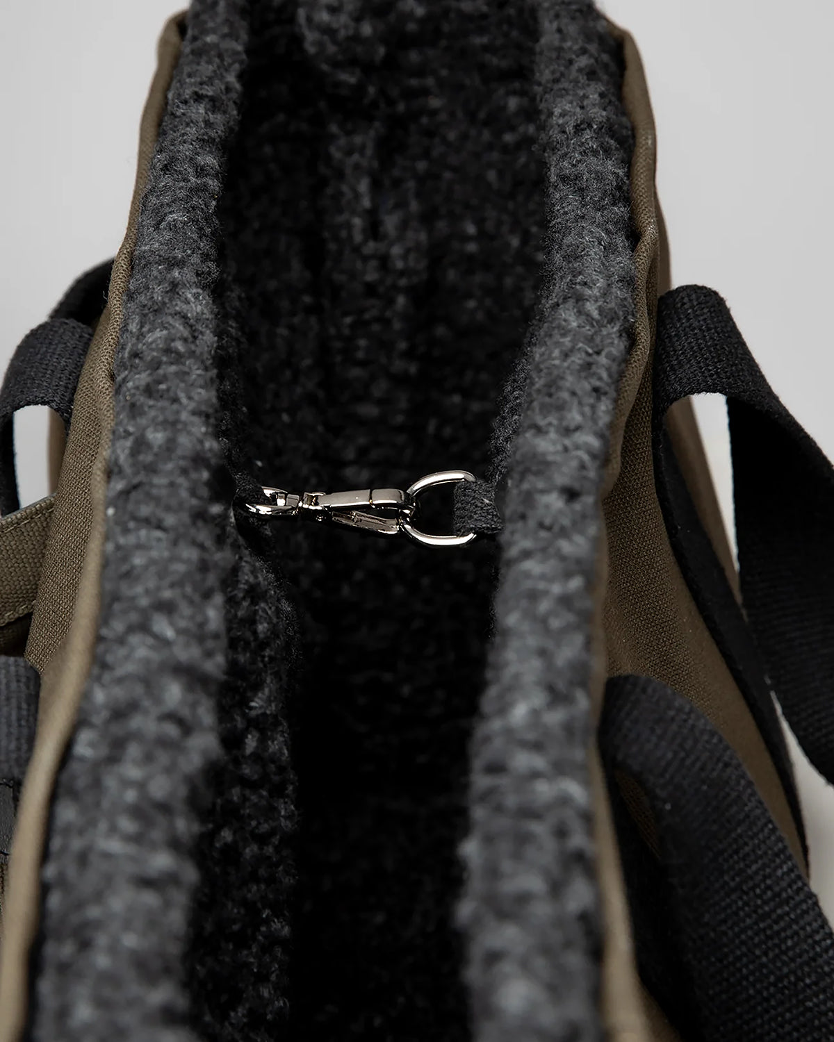 תיק נשיאה לכלב או תיק לבעלים