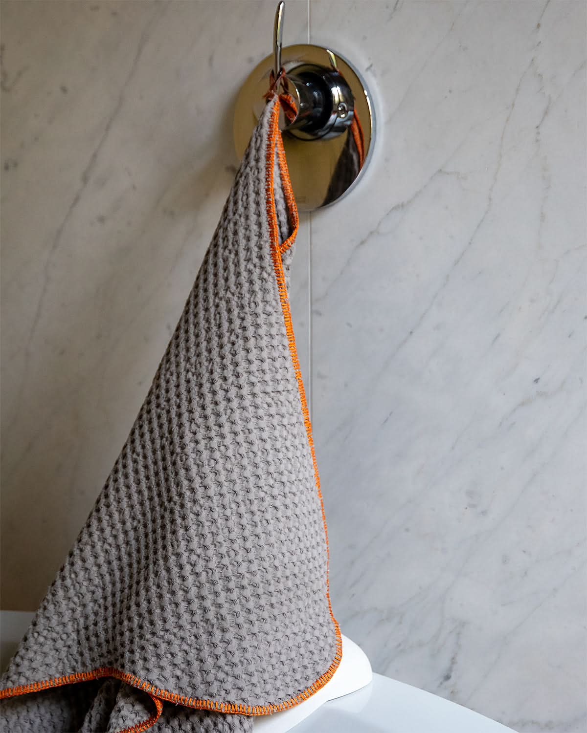 SALLY DOG TOWEL | מגבת לכלב