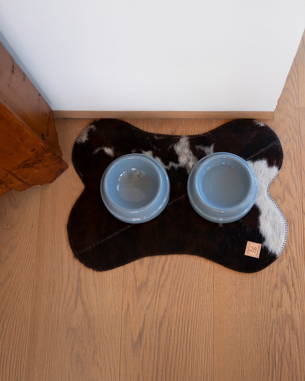 BRUCE HIDE PLACEMAT | פלייסמט לקרות לכלב ולחתול