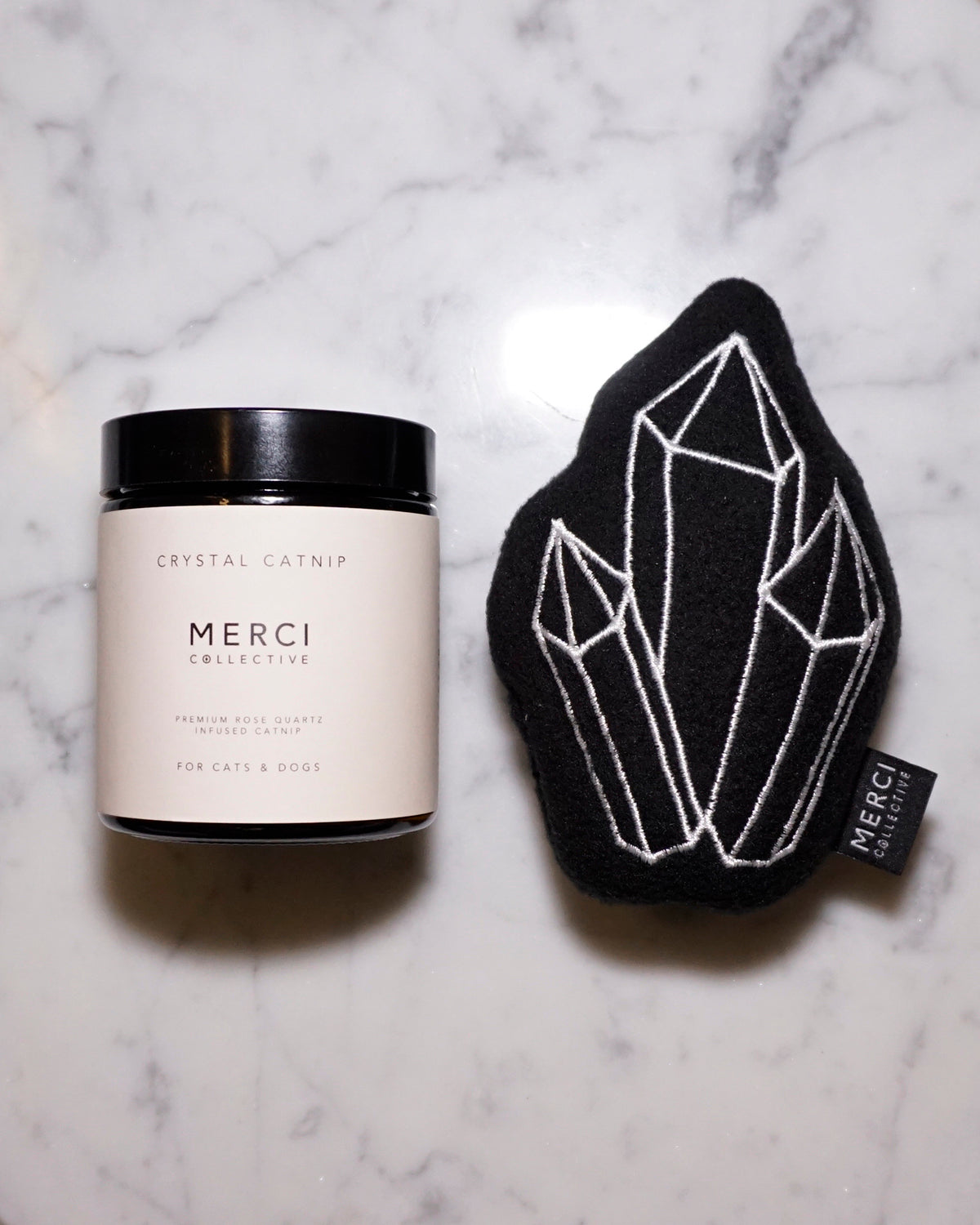 CRYSTAL INFUSED CATNIP CAT TOY | צעצוע לחתול בשילוב קטניפ וקריסטלים