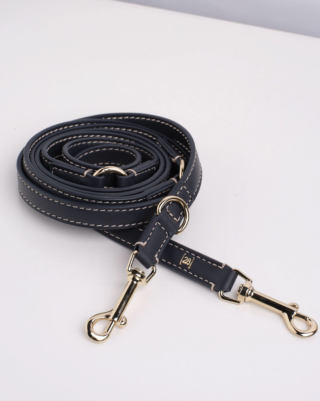רצועת עור ארוכה ומתכווננת לכלבים, Adjustable Long Leather Dog Lead, Free Hands Leather Dog Lead