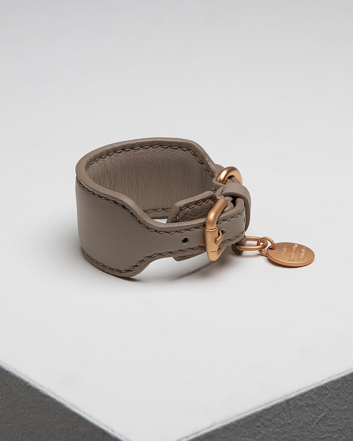 MARIO WIDE LEATHER COLLAR | קולר עור נאפה רחב לכלב