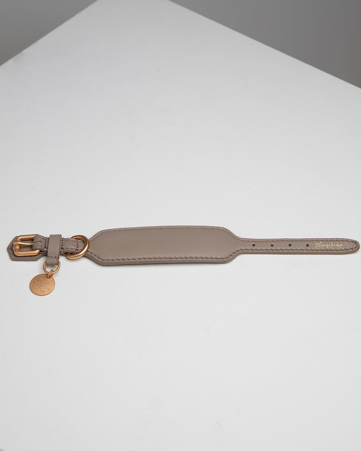 MARIO WIDE LEATHER COLLAR | קולר עור נאפה רחב לכלב