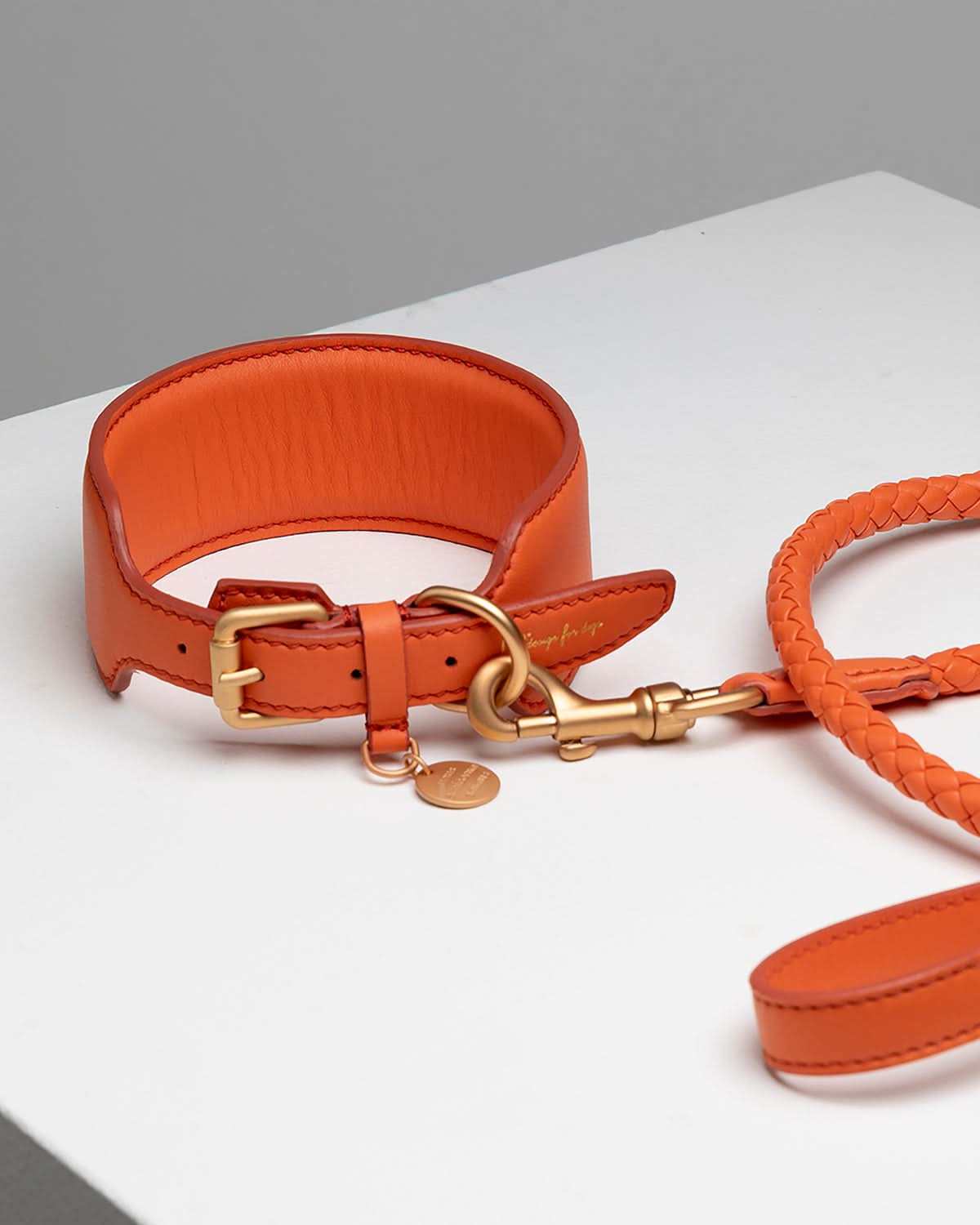 MARIO WIDE LEATHER COLLAR | קולר עור נאפה רחב לכלב