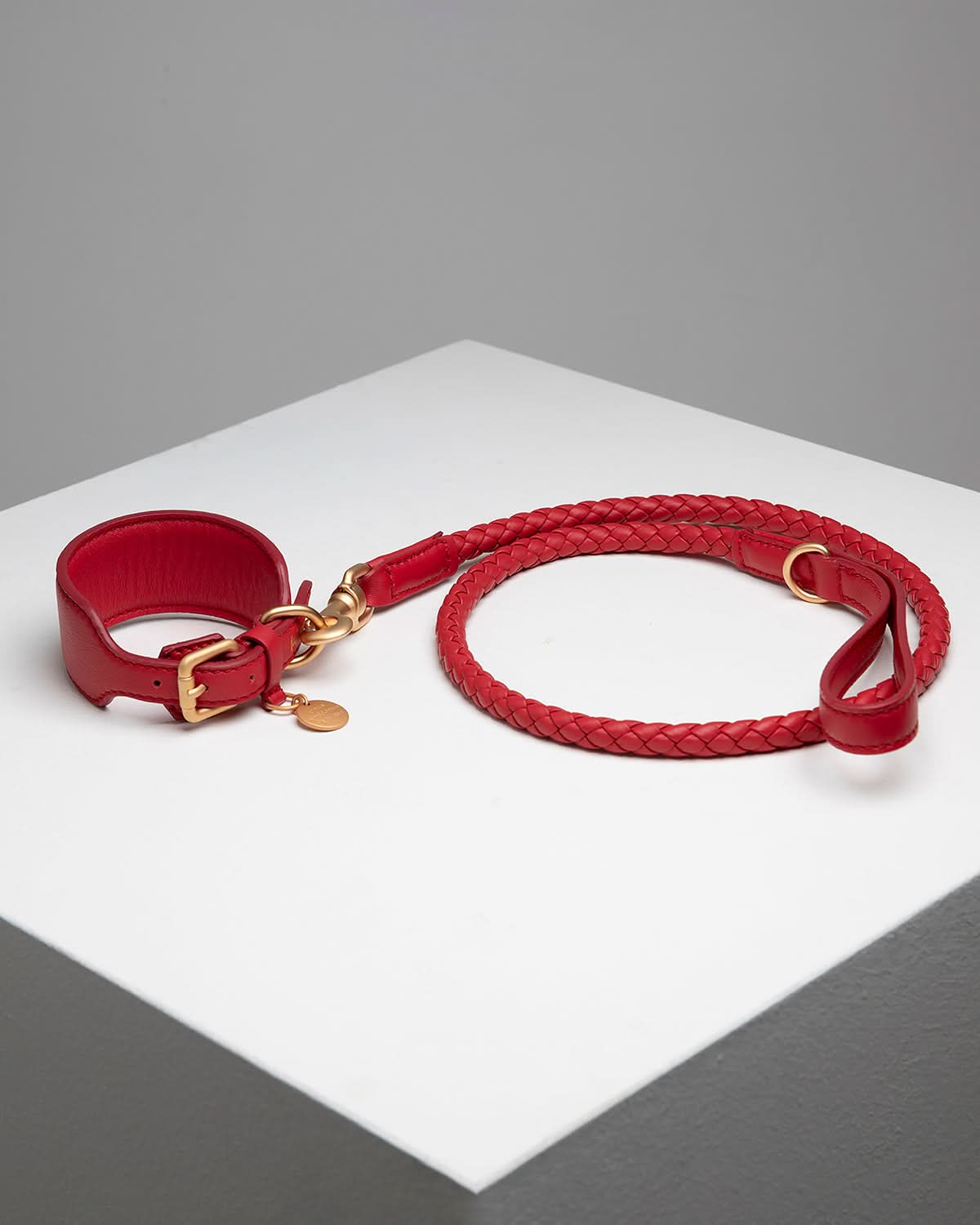 FERDINANDO NAPPA LEATHER LEASH | רצועת עור נאפה לכלב