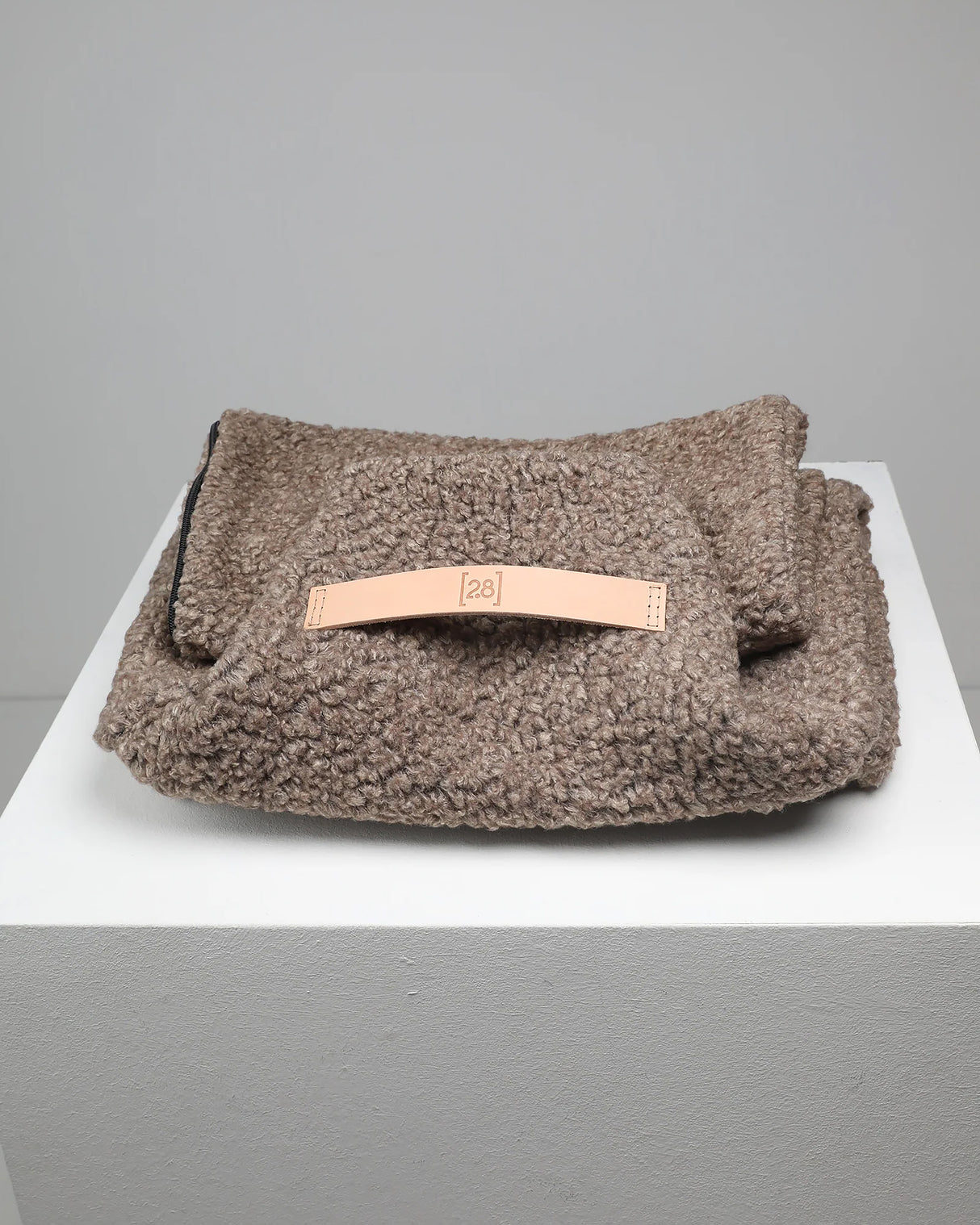 REPLACEMENT BOUCLÉ WOOL COVRE FOR HENRI BED | ריפוד להחלפה למיטה לכלב