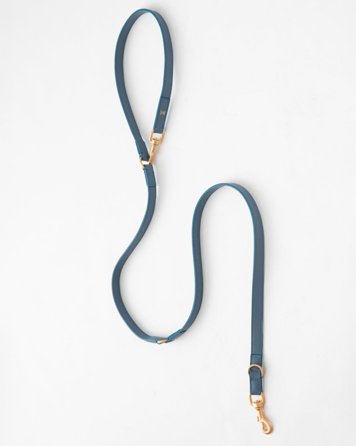 רצועת מתכווננת לכלב מעור נאפה איטלקי | MARIO ADJUSTABLE LEATHER LEASH