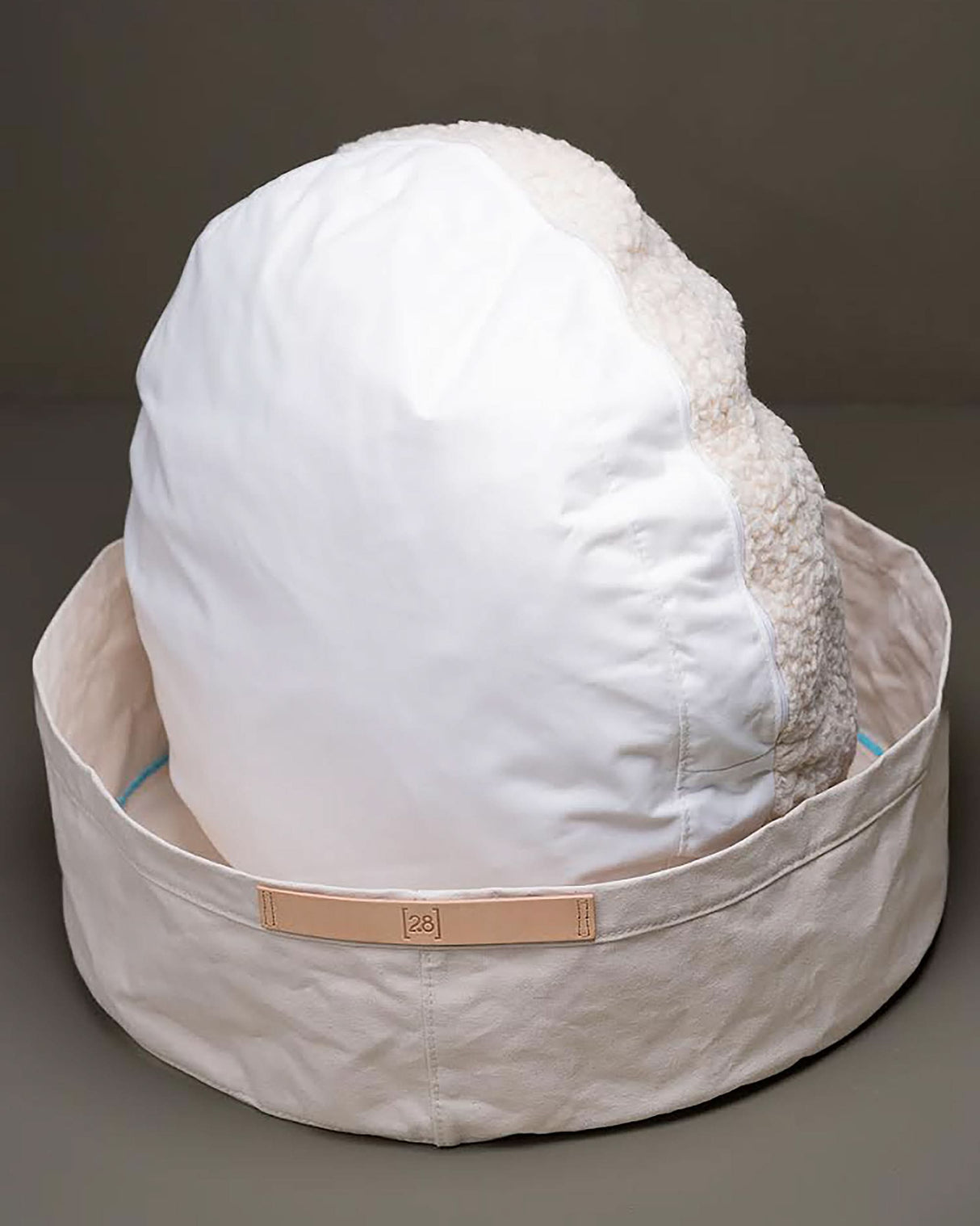 IRVING COTTON DRILL DOG & CAT BED | מיטה לכלבים ולחתולים