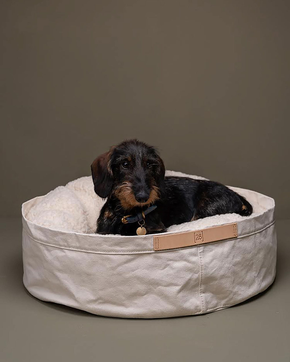 IRVING COTTON DRILL DOG & CAT BED | מיטה לכלבים ולחתולים