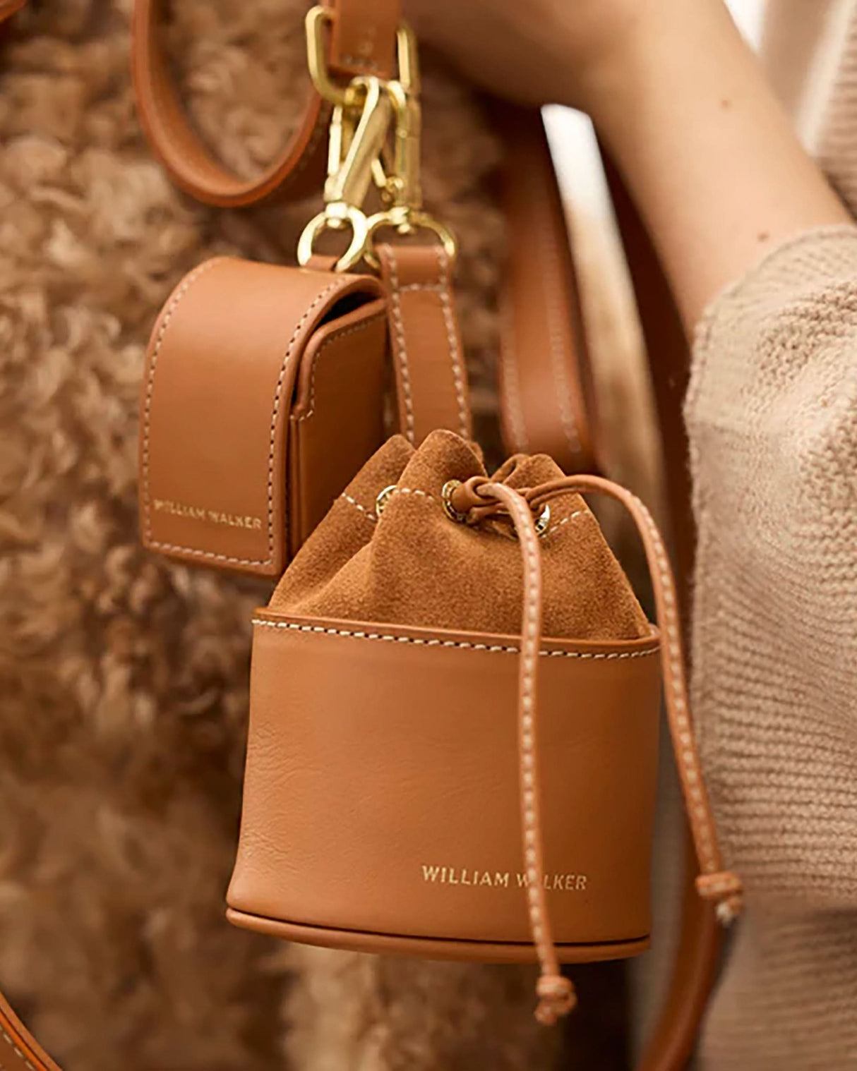 Luxe Nappa Smooth Leather Poo Bag Holder | נרתיק שקיות איסוף מעור נאפה