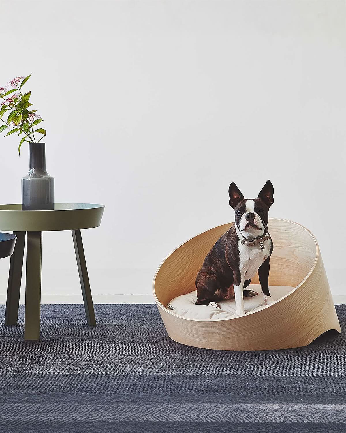 COVO DOG CAVE BED | מיטת עץ אורתופדית לכלב