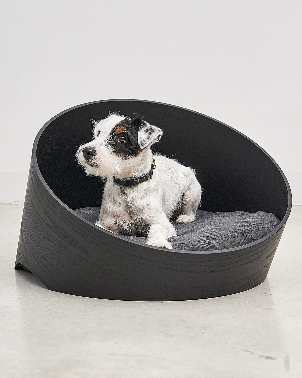 COVO DOG CAVE BED | מיטת עץ אורתופדית לכלב