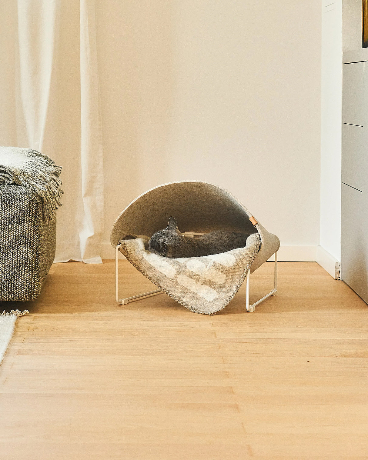 FLORA CAT WOOL BLANKET | שמיכה לחתול