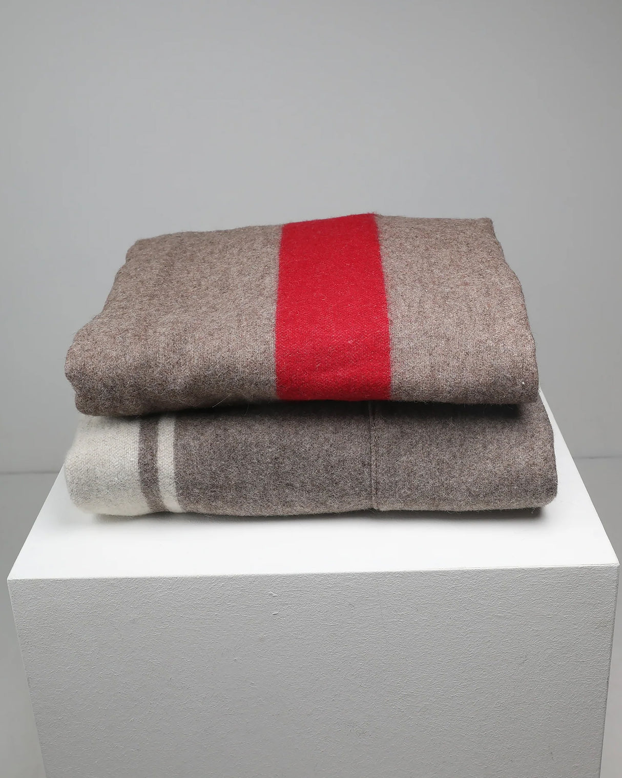 REPLACEMENT COVER FROM RECYCLED WOOL FOR YOUSUF BED | ריפוד להחלפה למיטה לכלב