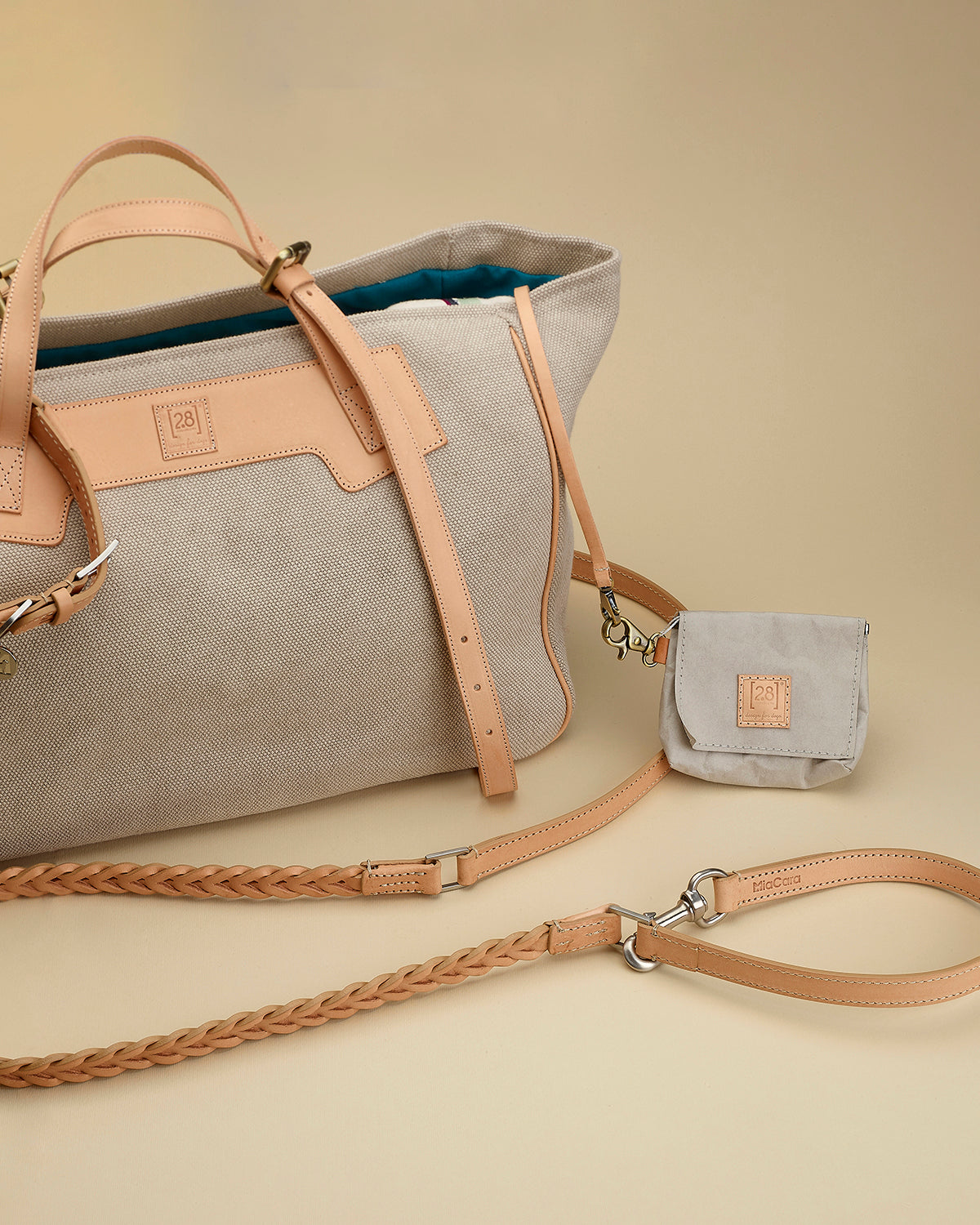 OLIVIERO POO BAG HOLDER | נרתיק לשקיות איסוף