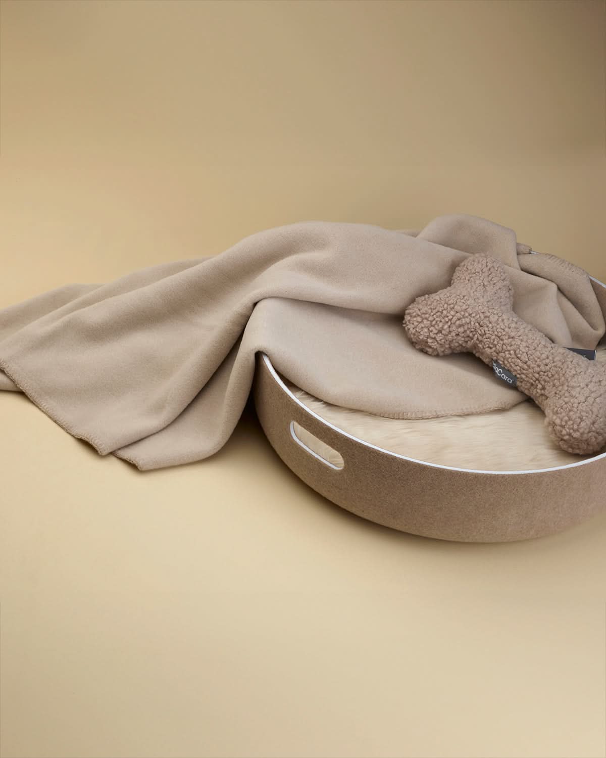 שמיכת פליז לכלב וחתול