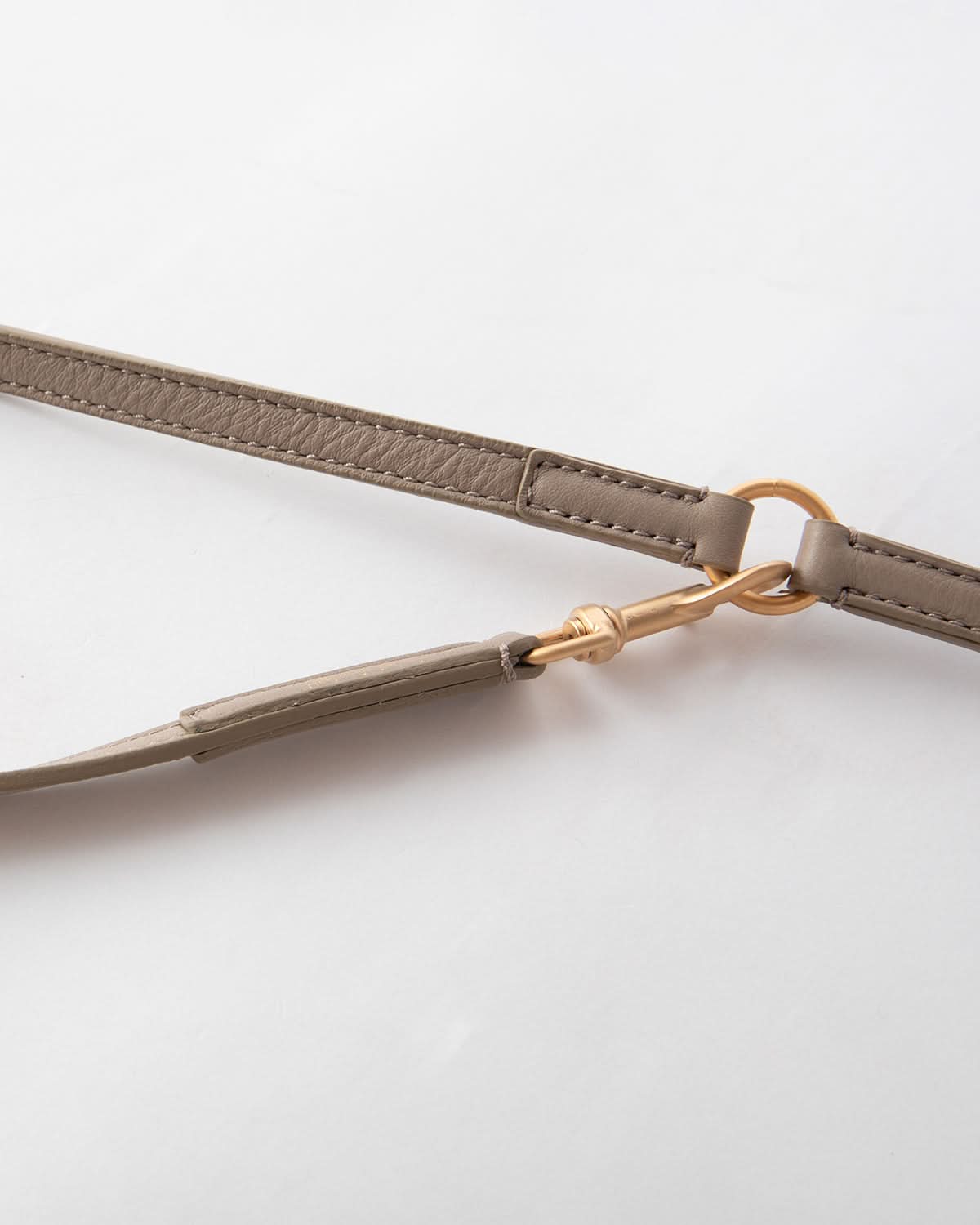 רצועת מתכווננת לכלב מעור נאפה איטלקי | MARIO ADJUSTABLE LEATHER LEASH