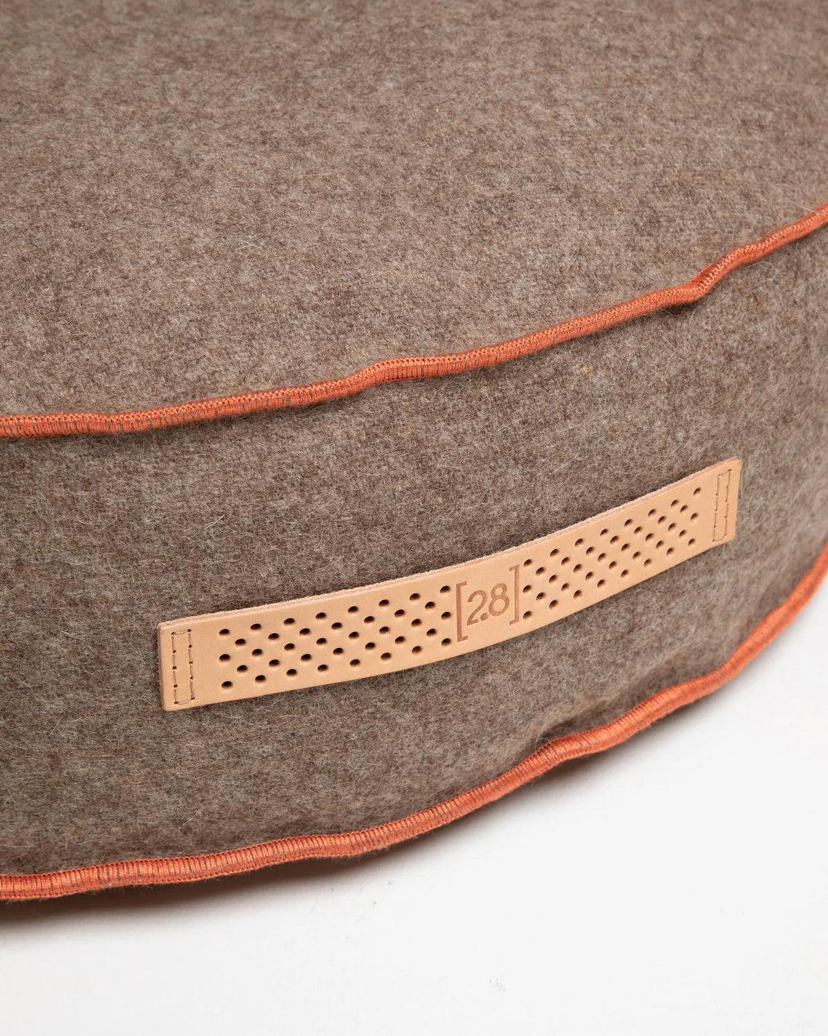 FULVIO RECYCLED WOOL | מיטת פוף לכלב