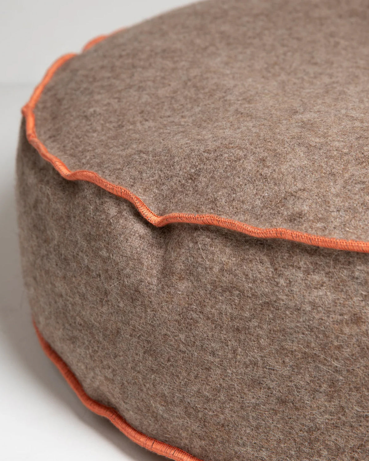 FULVIO RECYCLED WOOL | מיטת פוף לכלב