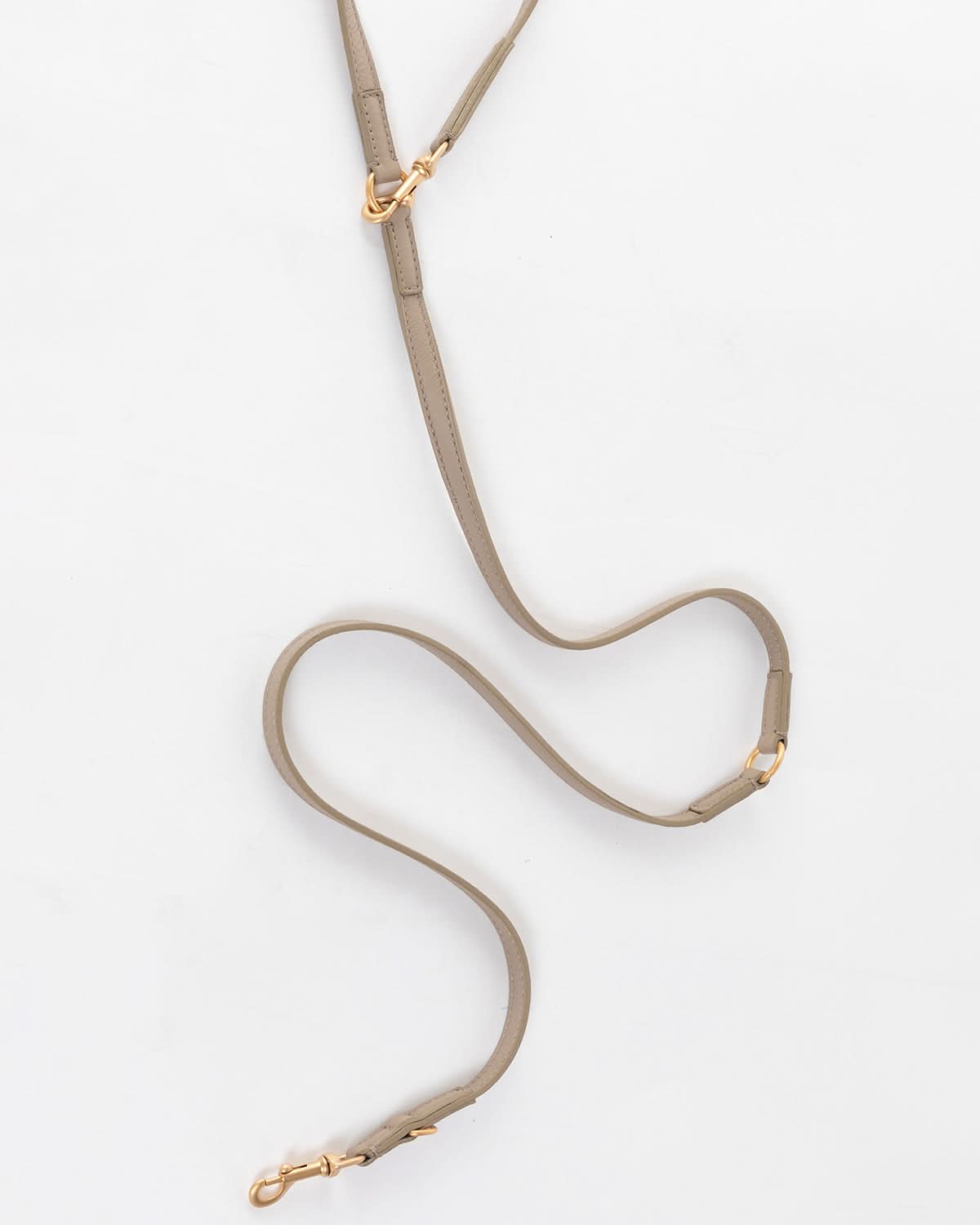 MARIO ADJUSTABLE LEATHER LEASH | רצועת עור מתכווננת לכלב