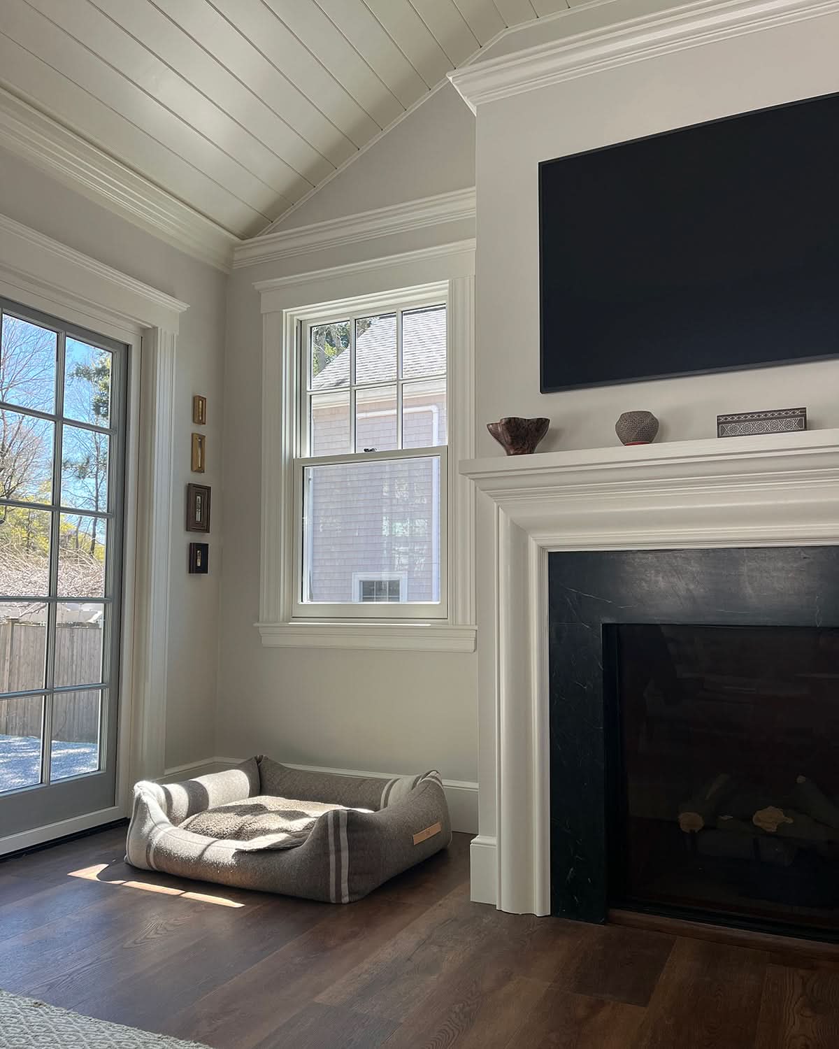 HENRI RECYCLED WOOL DOG BED | מיטה לכלב