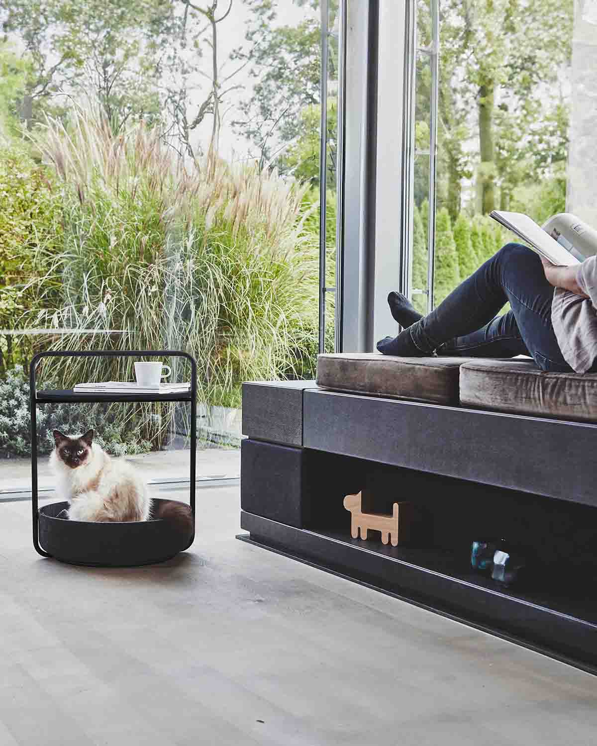 TAVOLINO CAT BED | שולחן קפה / מיטה לחתול