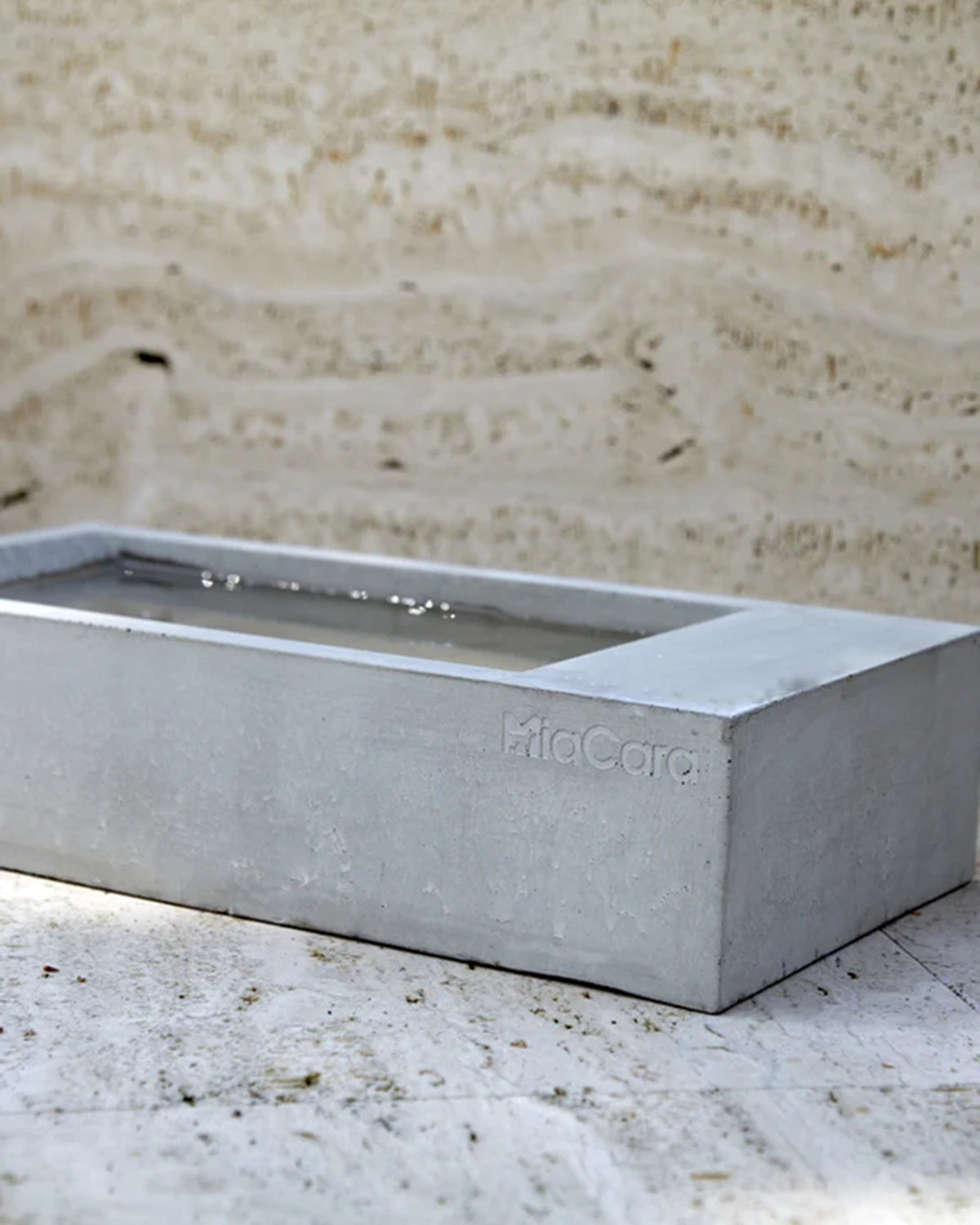 TROGOLO TROUGH |  קערת מים לכלב ולחתול