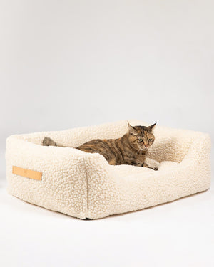 HENRI BOUCLÉ CAT BED | מיטה לחתול