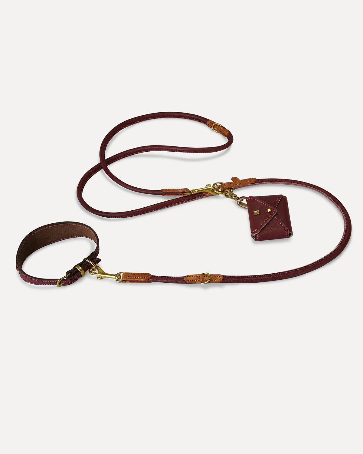 FREE-HANDS ADJUSTABLE LEATHER LEAD | רצועה מתכווננת לכלב