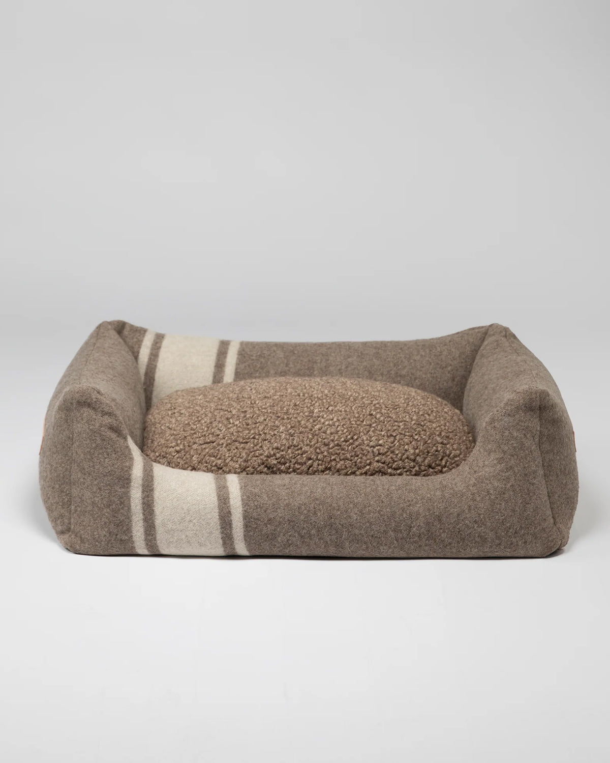 HENRI RECYCLED WOOL BED | מיטה לכלב