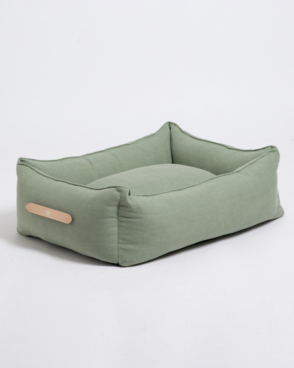 מיטה לכלב מפשתן טהור | EDWARD PURE LINEN DOG BED