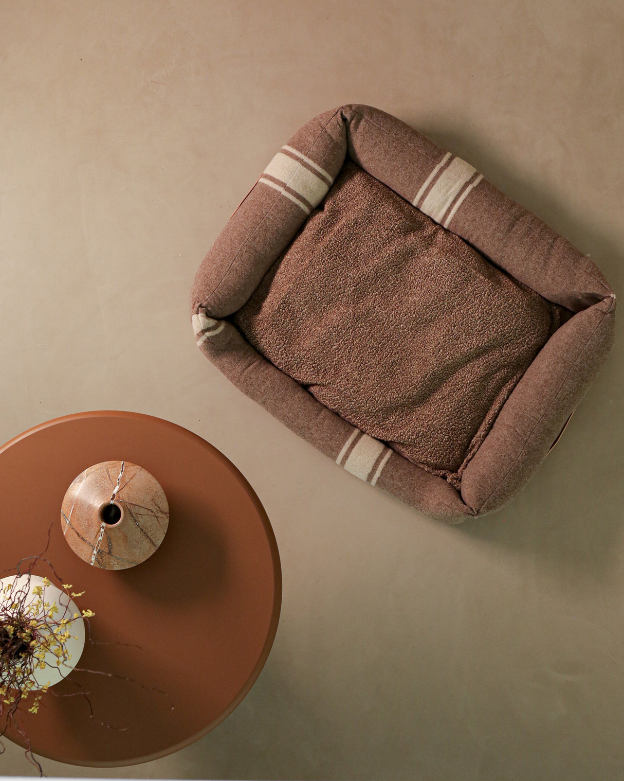 HENRI RECYCLED WOOL BED | מיטה לכלב