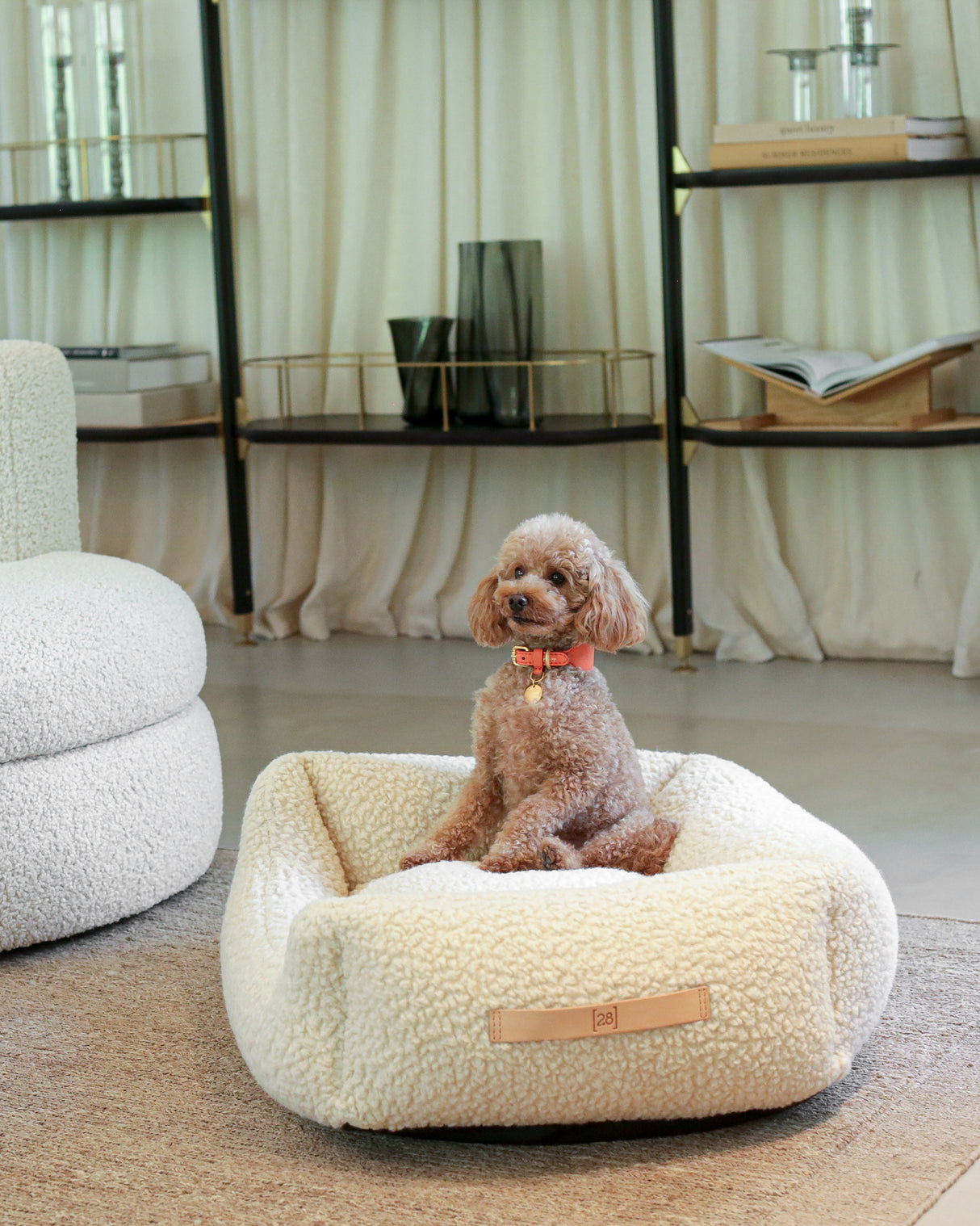 HENRI BOUCLÉ WOOL DOG BED | מיטה לכלב