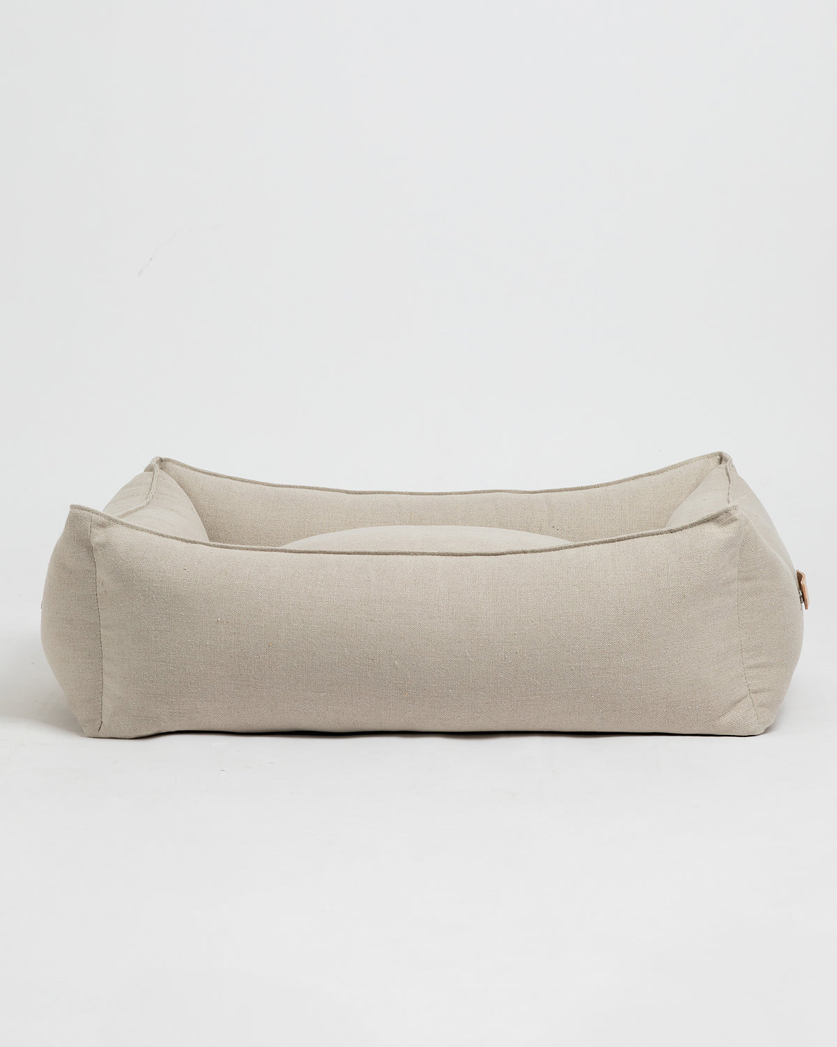 מיטה לכלב מפשתן טהור | EDWARD PURE LINEN DOG BED