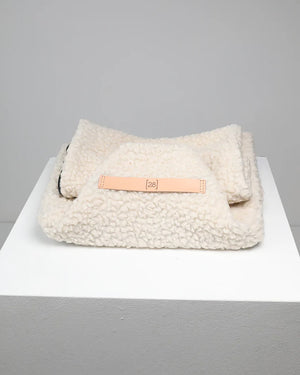 REPLACEMENT BOUCLÉ WOOL COVRE FOR HENRI BED | ריפוד להחלפה למיטה לכלב