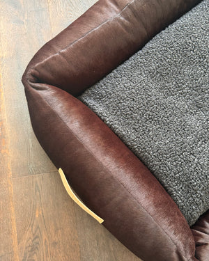 HENRI DARK COWHIDE BED | מיטה לכלב