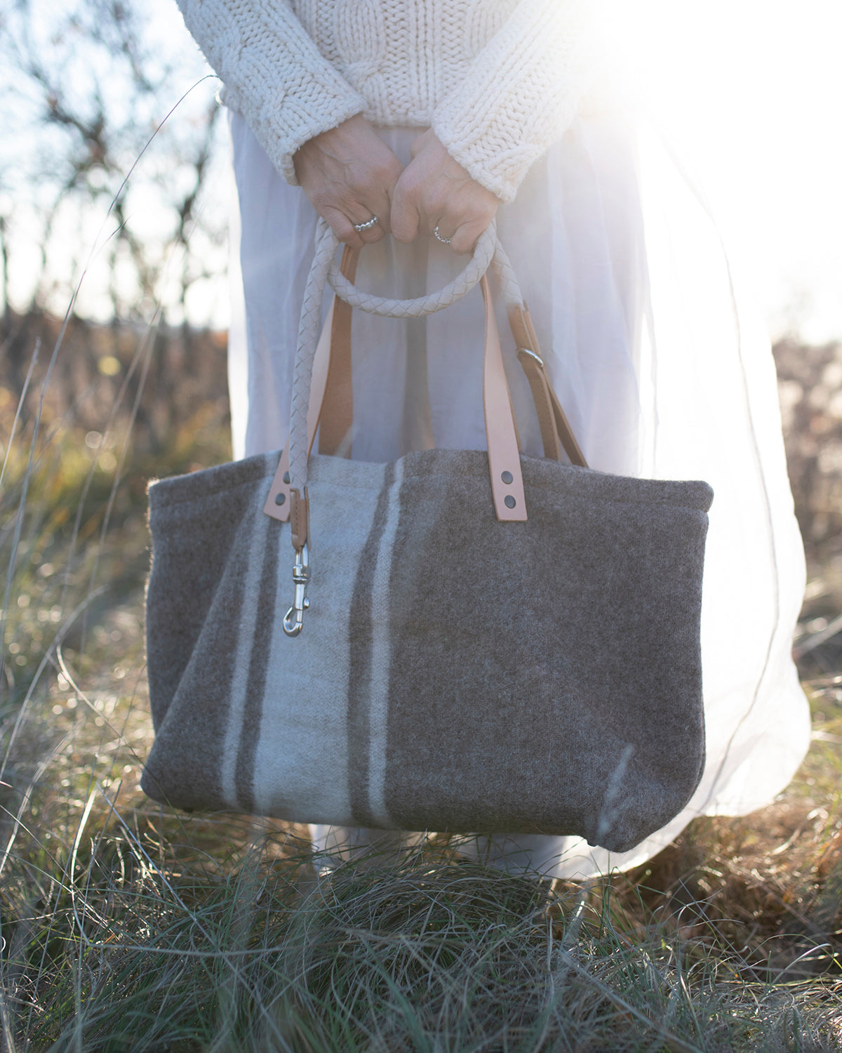 INGE RECYCLED WOOL BAG | תיק לכלבים ולאנשים