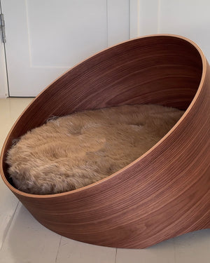 COVO DOG CAVE BED | מיטת עץ לכלב