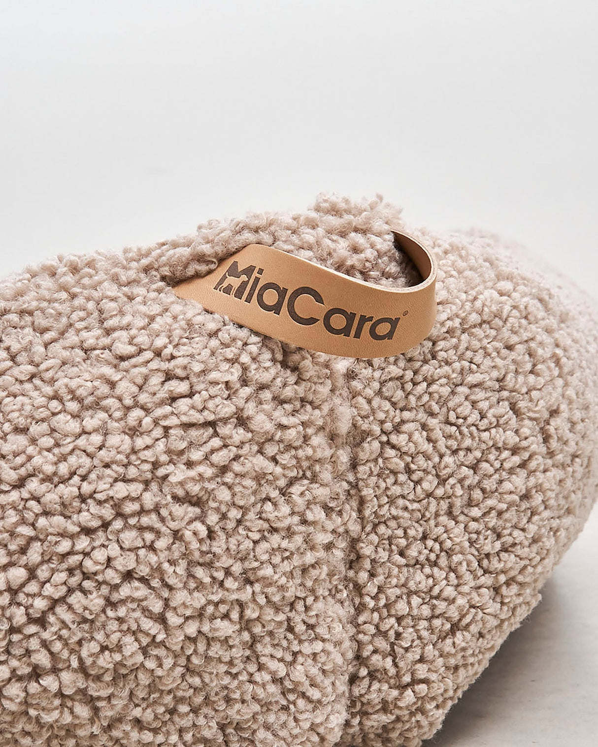 SENSO DOG BOX BED | מיטה אורתופדית לכלב